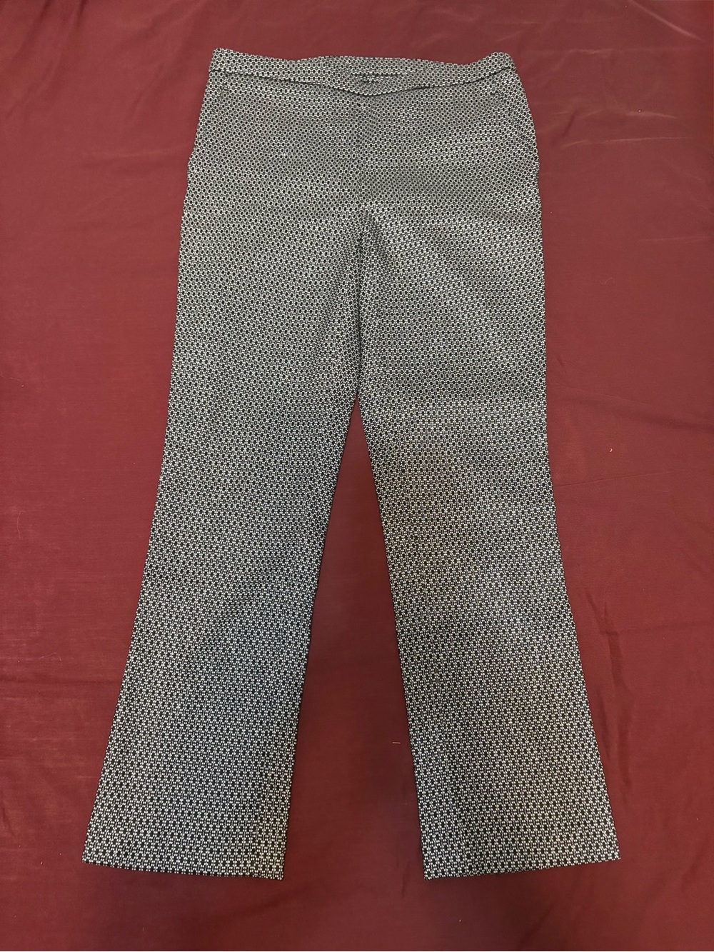 Jules & Leopold Black and White Geo-Print Capri Pants
